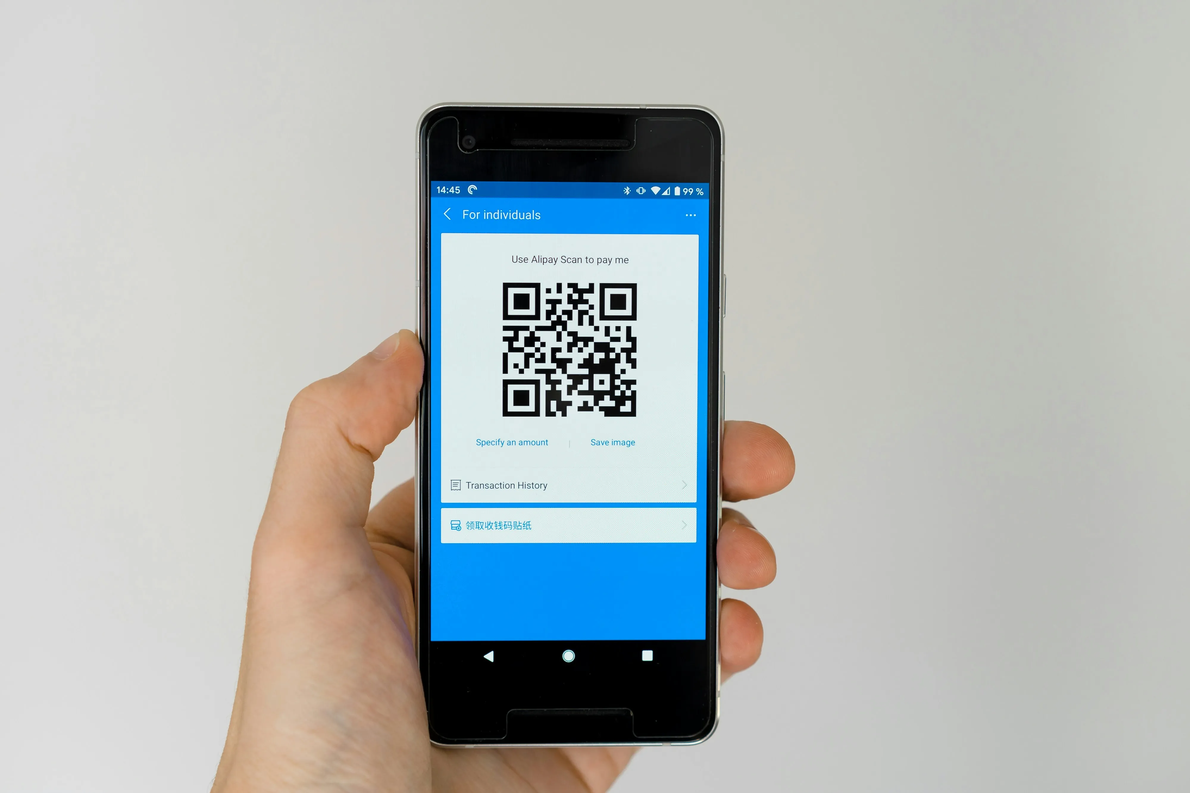 Workspace showing QR styles and live preview